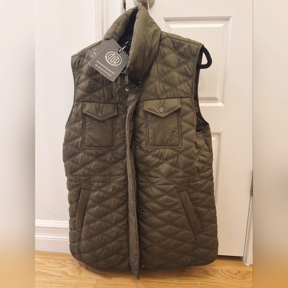 NWT BERNARDO Womens Quilted Olive Vest, Sizw XL